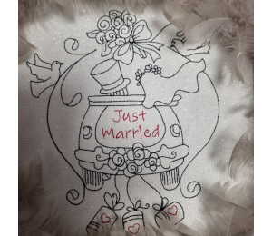 ADVENTSKALENDER 14. Dezember - Stickdatei Hochzeitsauto Just Married Line Art